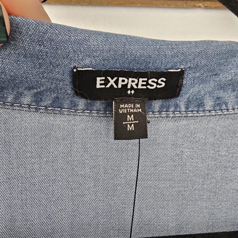 Express Denim Romper - Picture 6 of 14